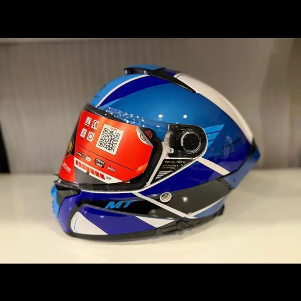 MT Thunder 4 SV Freeway A17 Parlak Kapalı Kask